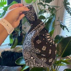 Yaito Black Paisley One Handle Knot Bag